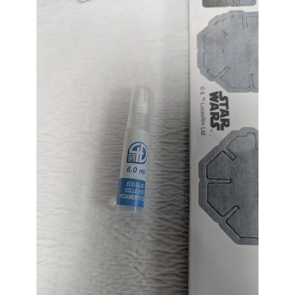 Star Wars - The Mandalorian - Paper Model Kit - Razor Crest & Sandcrawler Set